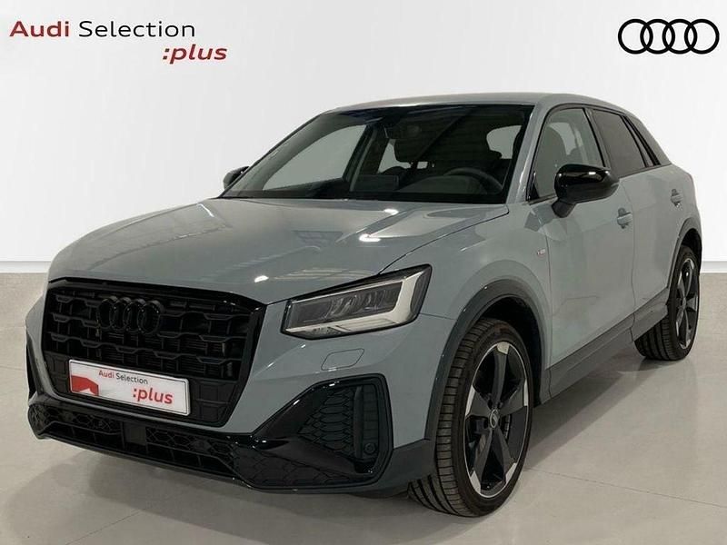 Usado Audi Q2 S-Line 150 CV (110 kW) 2023 Gris SUV
