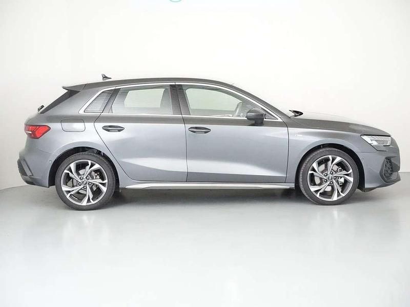 Usado Audi A3 Sportback e-tron 204 CV (150 kW) 2025 Gris Utilitario