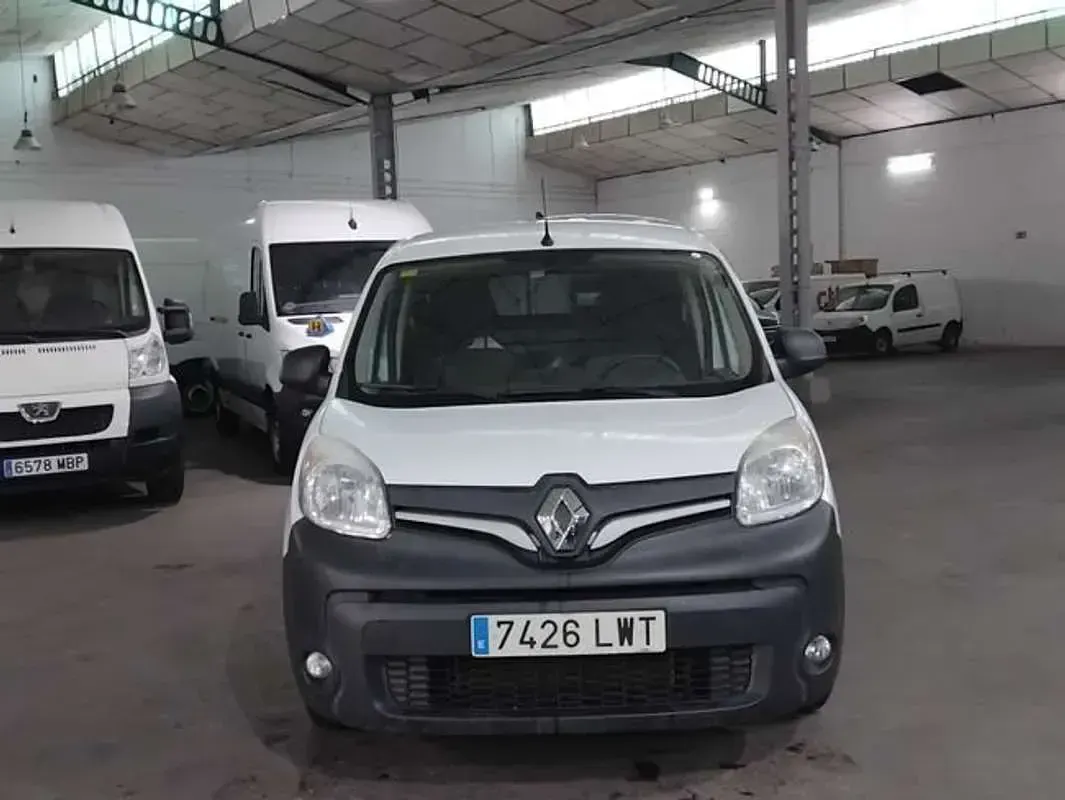Usado Renault Kangoo 90 CV (66 kW) 2019 Blanco Monovolumen
