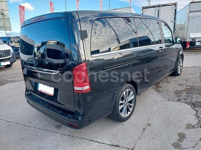 Usado Mercedes V250 190 CV (139 kW) 2022 Negro Monovolumen