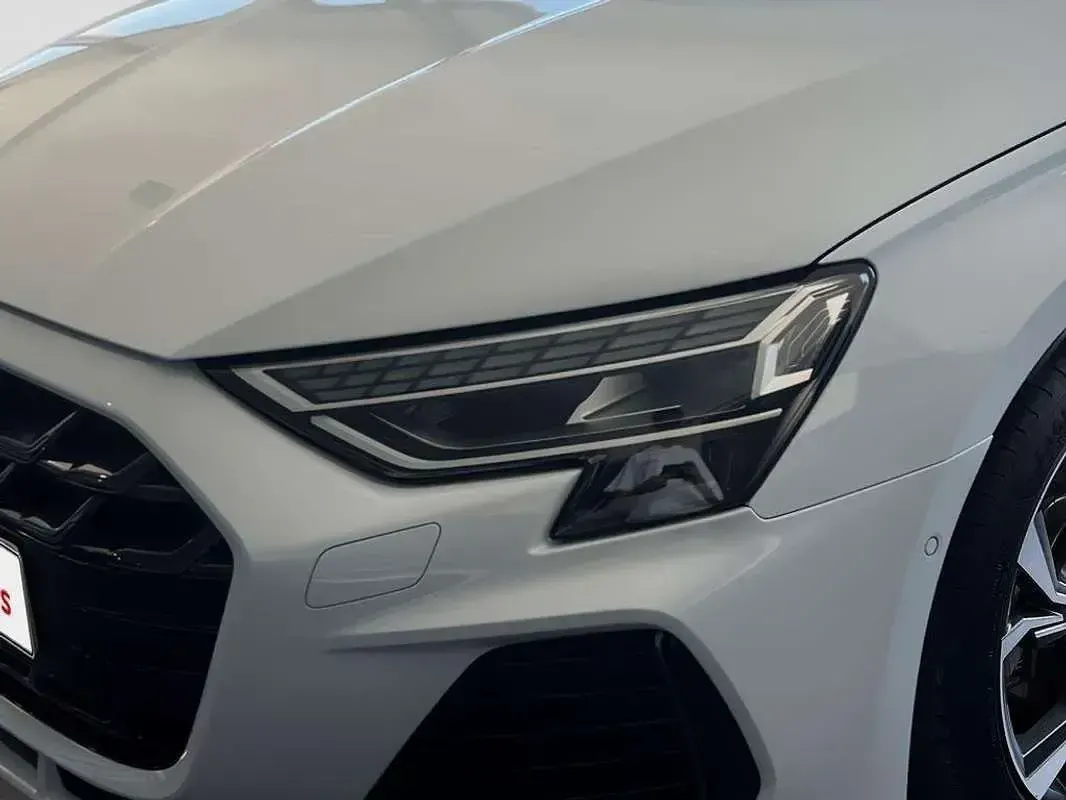Usado Audi A3 Sportback e-tron S-Line 204 CV (150 kW) 2025 Blanco Utilitario