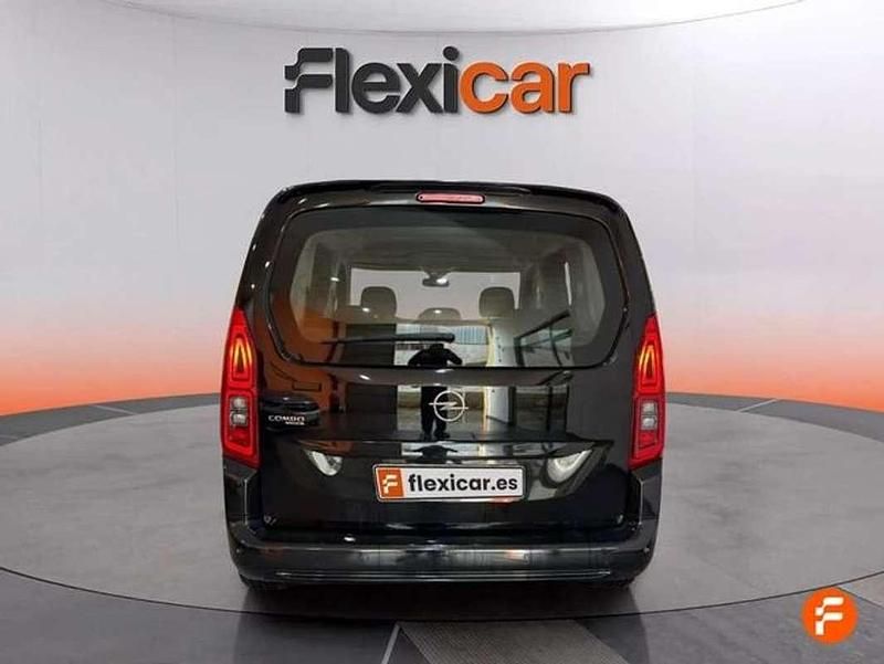 Usado Opel Combo Life Edition+ 110 CV (80 kW) 2021 Negro Monovolumen