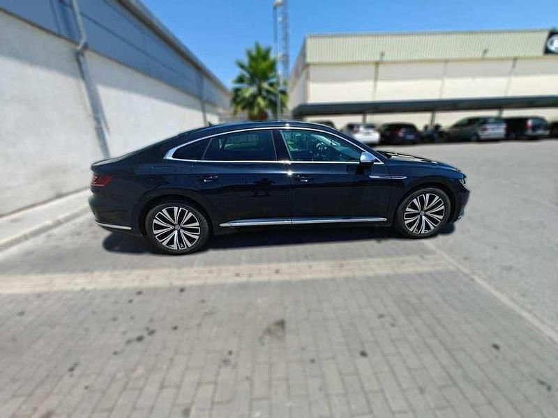 Usado VW Arteon Elegance 190 CV (139 kW) 2017 Negro Utilitario