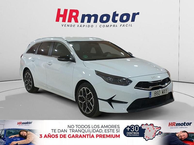 Usado Kia Ceed Style 101 CV (74 kW) 2025 Blanco Utilitario
