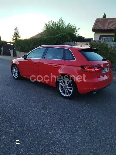 Usado Audi A3 Advanced 150 CV (110 kW) 2015 Rojo Berlina