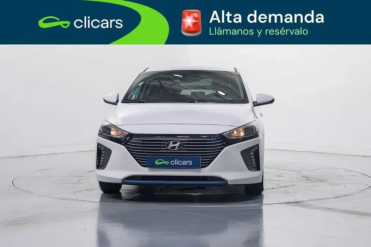 Usado Hyundai Ioniq 105 CV (77 kW) 2019 Blanco Utilitario