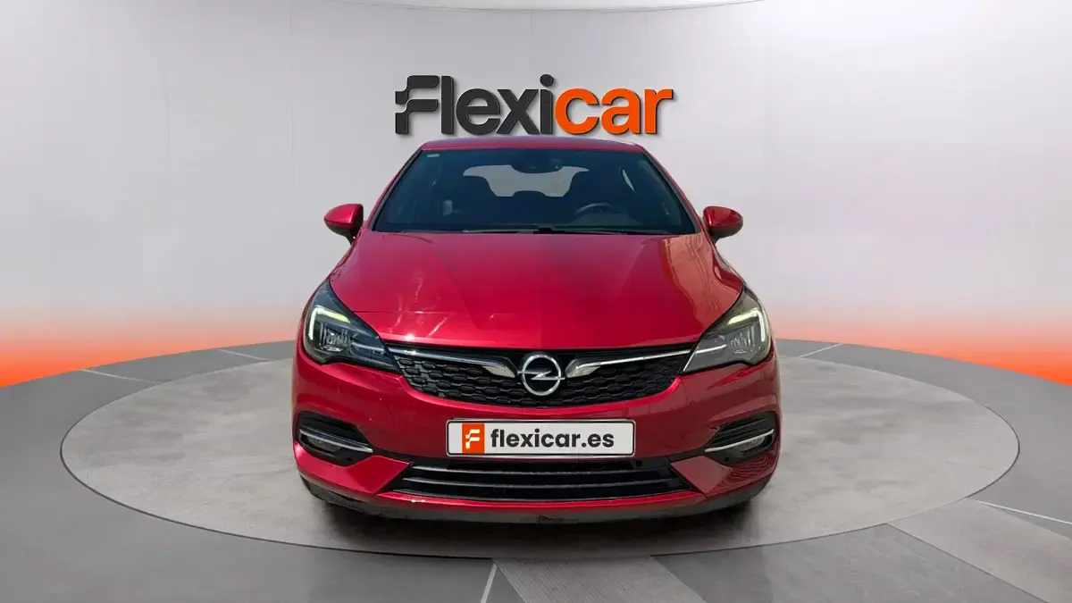 Usado Opel Astra GS Line 110 CV (80 kW) 2020 Rojo Berlina