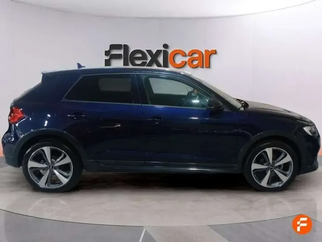 Usado Audi A1 116 CV (85 kW) 2021 Negro SUV