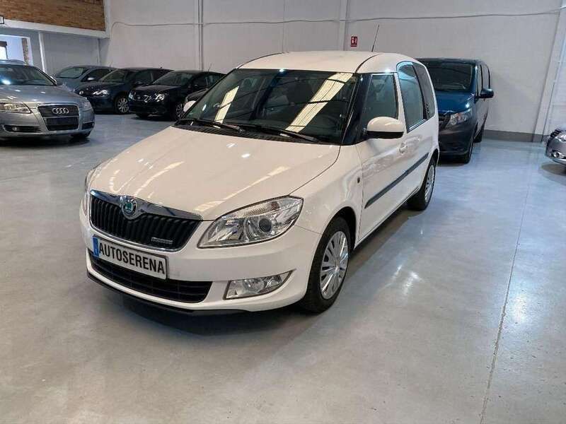Usado Skoda Roomster Ambition 75 CV (55 kW) 2011 Blanco Monovolumen
