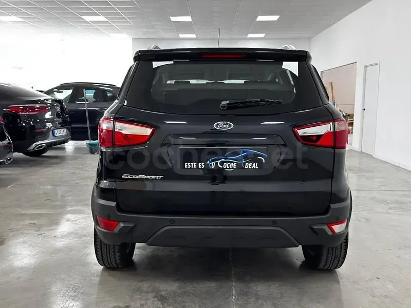 Usado Ford Ecosport Trend 112 CV (82 kW) 2017 Negro SUV
