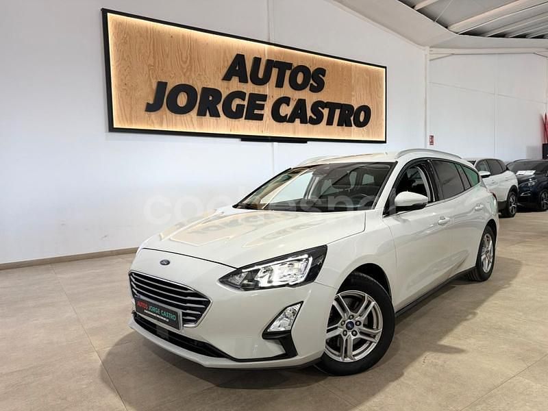 Usado Ford Focus Trend 120 CV (88 kW) 2022 Beige Familiar