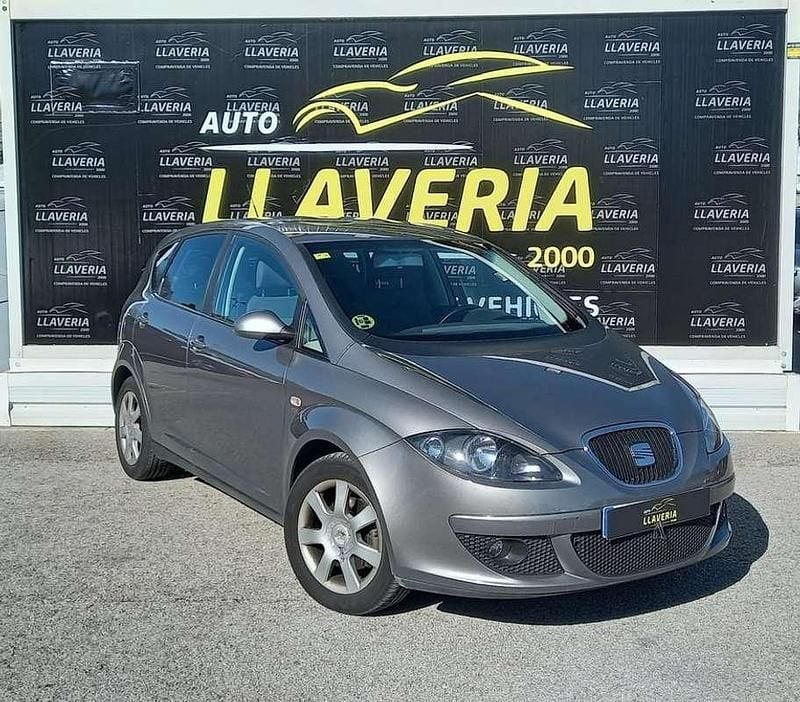Usado Seat Altea Stylance 105 CV (77 kW) 2006 Gris / plata Monovolumen