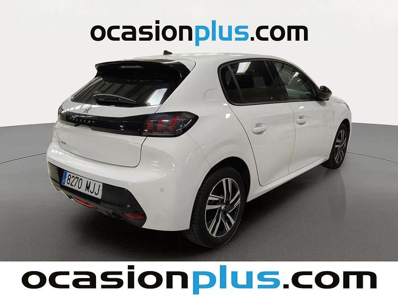 Usado Peugeot 208 Allure 102 CV (75 kW) 2023 Blanco Utilitario