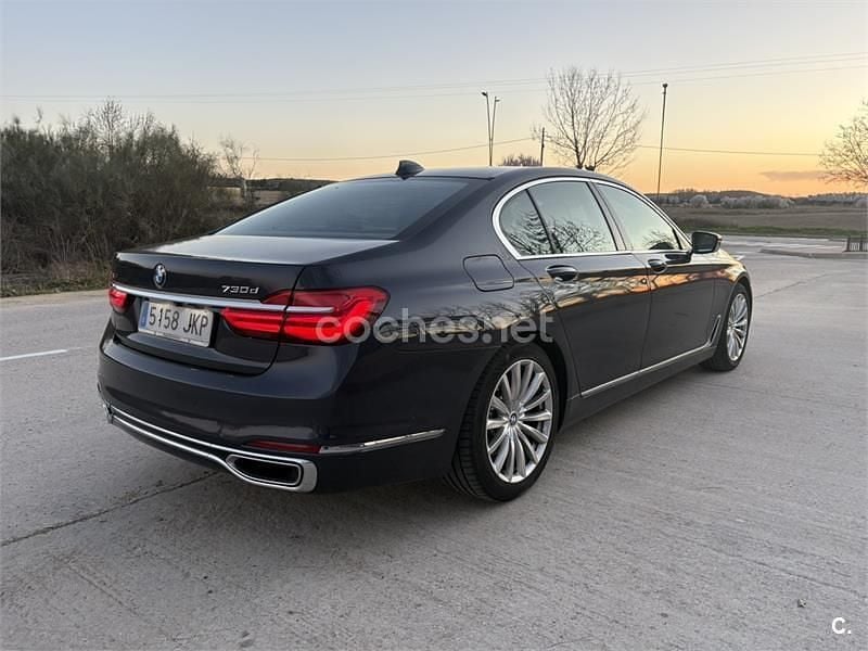 Usado BMW 730 265 CV (194 kW) 2016 Negro Berlina