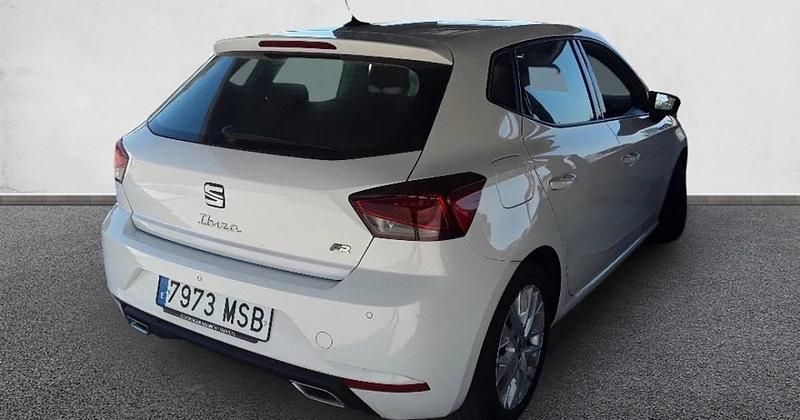 Usado Seat Ibiza FR 115 CV (84 kW) 2024 Utilitario