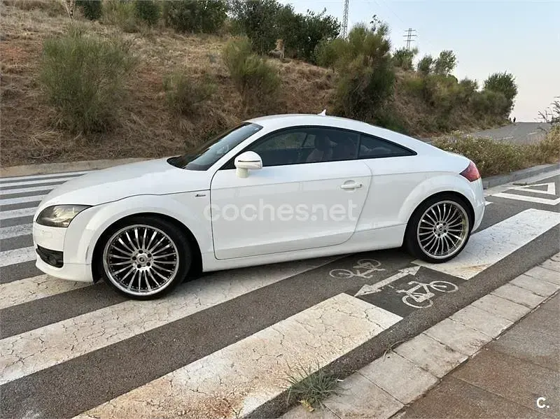 Usado Audi TT 200 CV (147 kW) 2007 Blanco Coupe