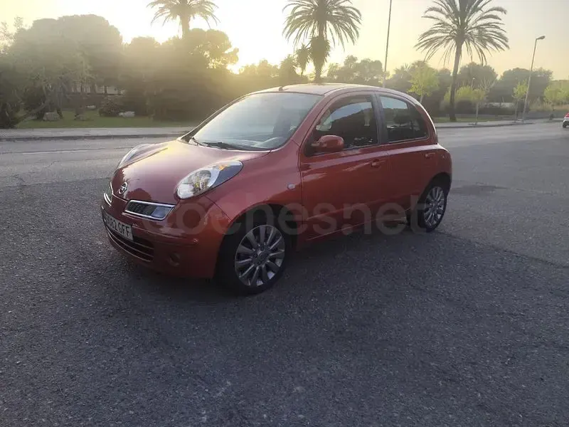 Usado Nissan Micra 80 CV (58 kW) 2008 Granate Berlina