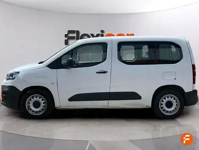 Usado Citroën Berlingo Live 76 CV (55 kW) 2019 Blanco Monovolumen
