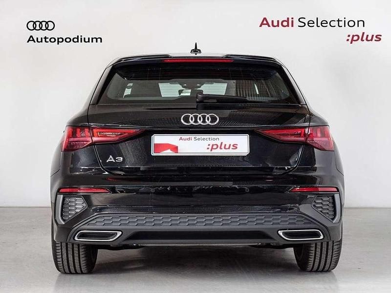 Usado Audi A3 Sportback 150 CV (110 kW) 2024 Negro Utilitario