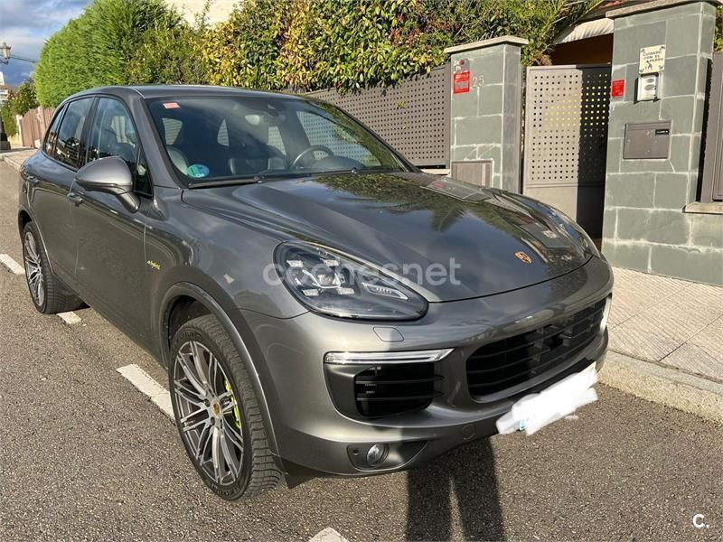 Gris / plata Usado 2017 Porsche Cayenne S E-Hybrid SUV | 42.000 € (Precio justo) - Imagen 1/4
