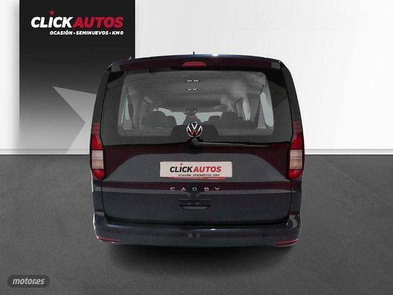 Usado VW Caddy 102 CV (75 kW) 2024 Azul Monovolumen