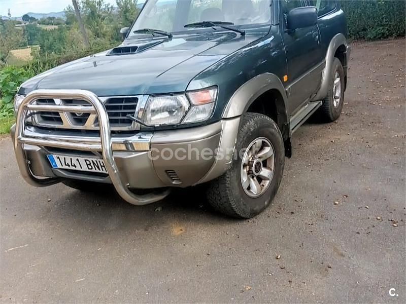 Verde Usado 2002 Nissan Patrol SUV | 12.000 € (Buen precio) - Imagen 1/2