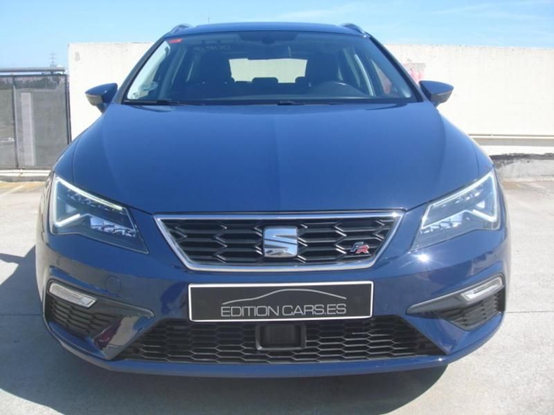 Usado Seat Leon FR 180 CV (132 kW) 2017 Azul Familiar