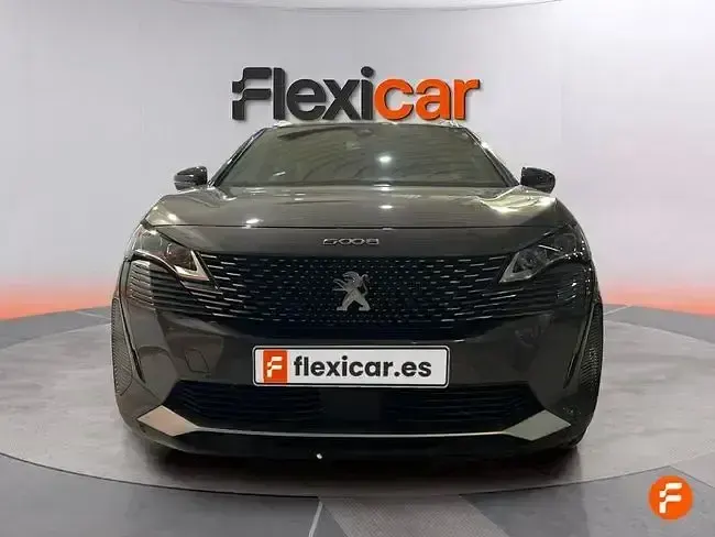 Käytetty Peugeot 5008 GT 130 HP (95 kW) 2023 Harmaa Katumaasturi