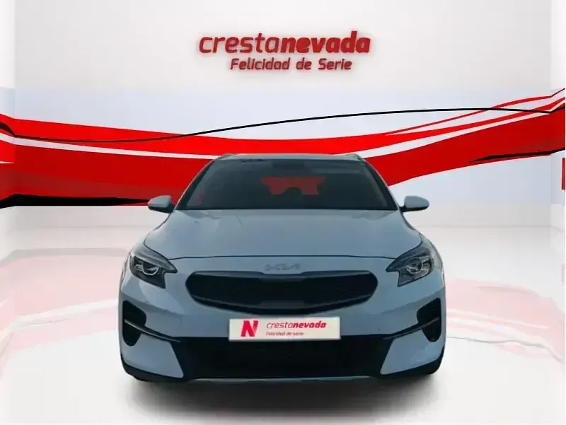 Usado Kia XCeed 120 HP (88 kW) 2022 Branco SUV