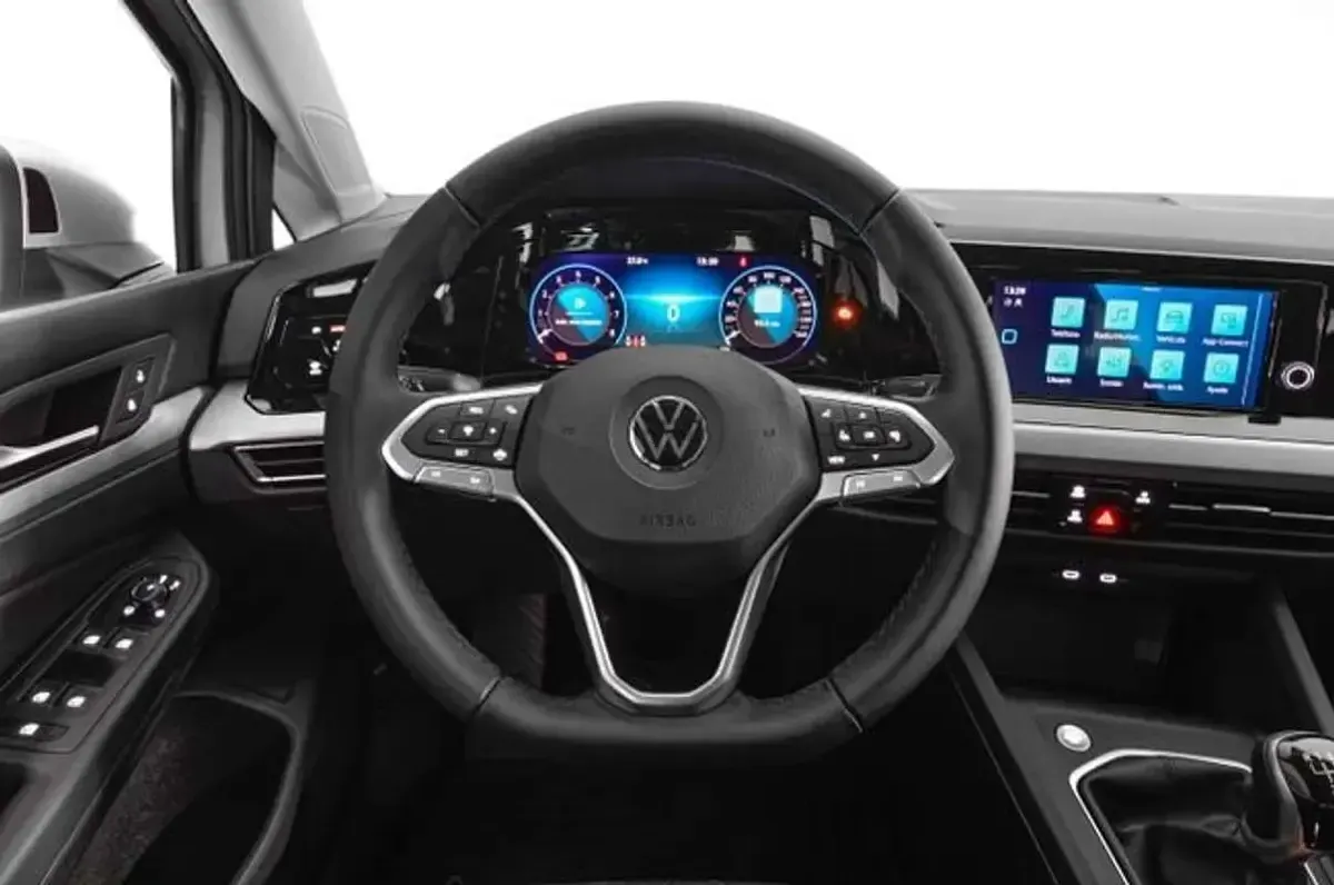 Usado VW Golf VIII 110 CV (80 kW) 2023 Gris Berlina