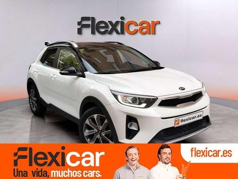 Usado Kia Stonic 120 CV (88 kW) 2019 Blanco SUV