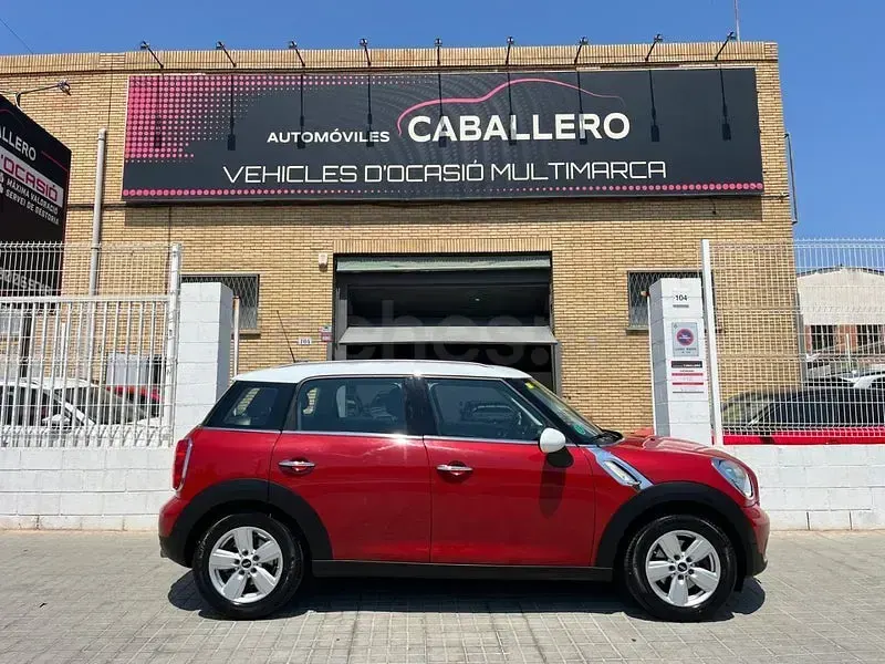 Usado Mini Cooper Countryman 136 CV (100 kW) 2016 Rojo SUV