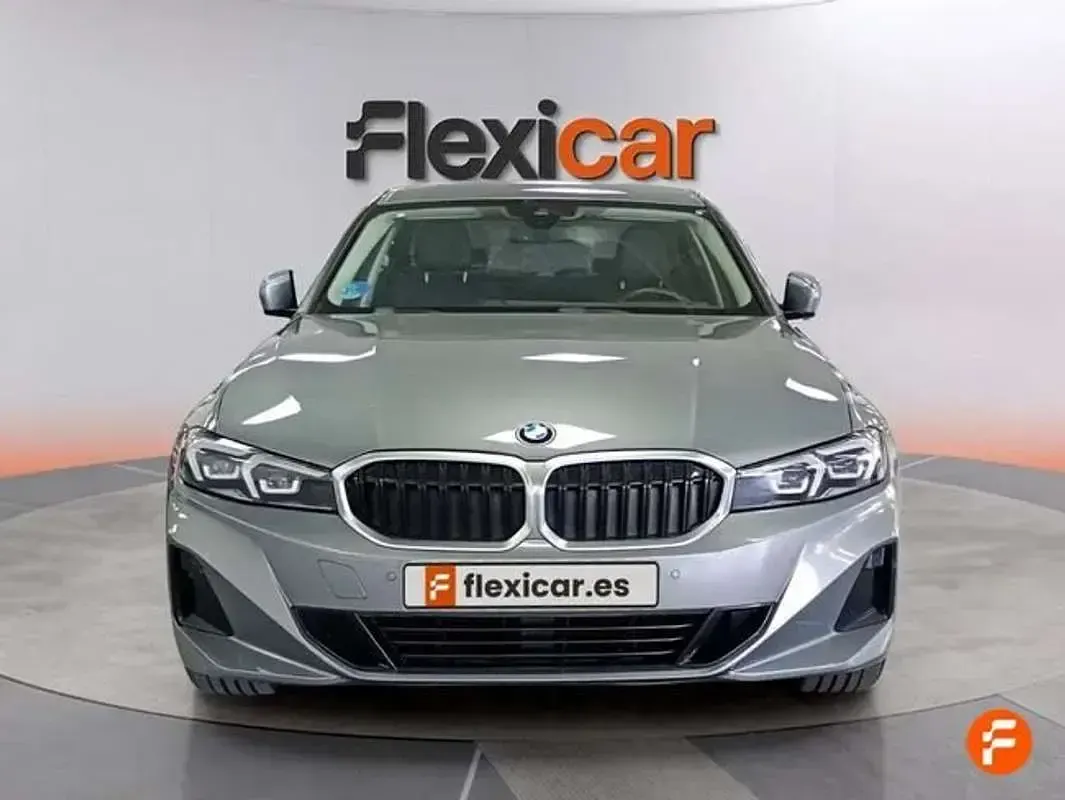 Usado BMW 320 190 CV (139 kW) 2024 Gris Berlina