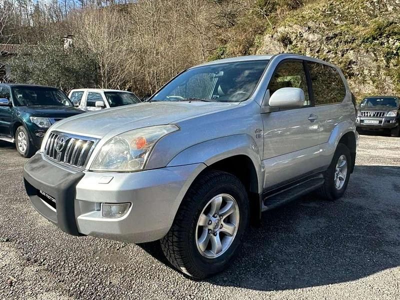 Usado Toyota Land Cruiser 166 CV (122 kW) 2005 Plateado SUV