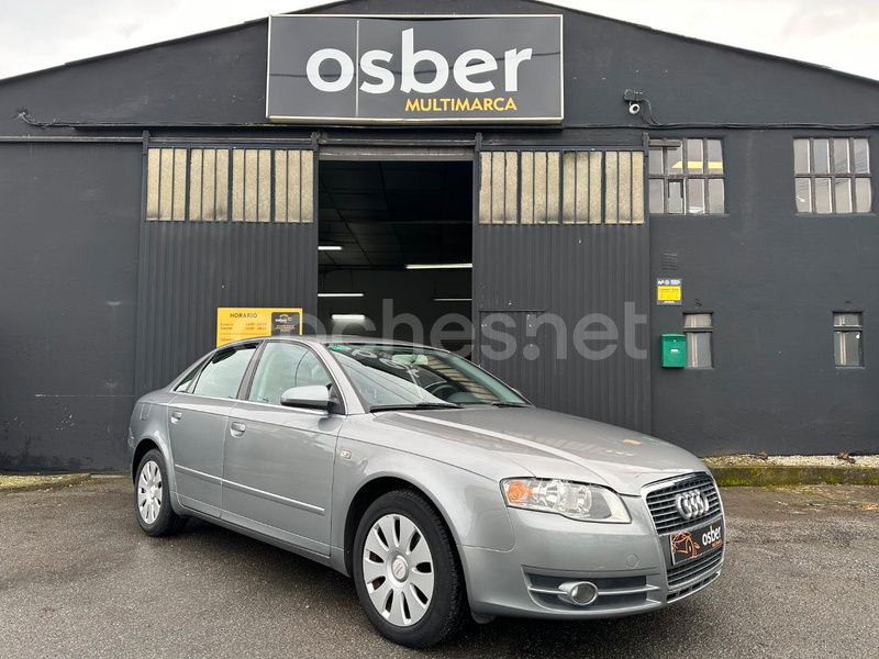 Gris / plata Usado 2007 Audi A4 Berlina | 8900 € (Un poco caro) - Imagen 1/4