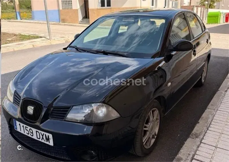 Begagnad Seat Ibiza Sport 75 HK (55 kW) 2006 Svart Halvkombi
