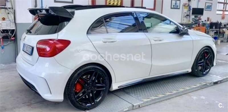 Blanco Usado 2015 Mercedes A45 AMG AMG Berlina | 26.900 € (Buen precio) - Imagen 1/4