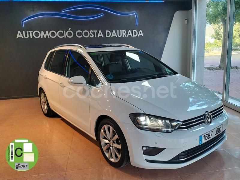 Usado VW Golf Sportsvan Sportline 110 CV (80 kW) 2014 Blanco Monovolumen