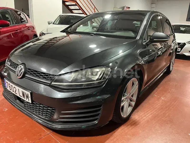 Usado VW Golf VII GTD 184 HP (135 kW) 2016 Cinzento Sedan