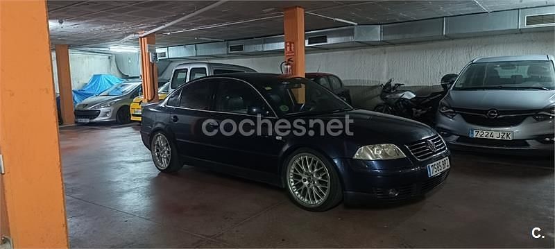 Usado VW Passat Comfortline 150 CV (110 kW) 2001 Azul Berlina