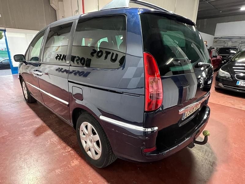 Usado Peugeot 807 Premium 170 CV (125 kW) 2008 Azul Monovolumen