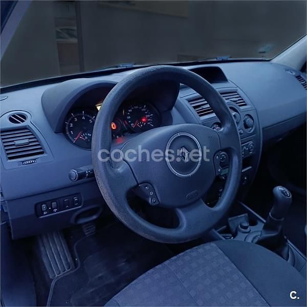 Usado Renault Mégane II 110 CV (80 kW) 2007 Azul Berlina
