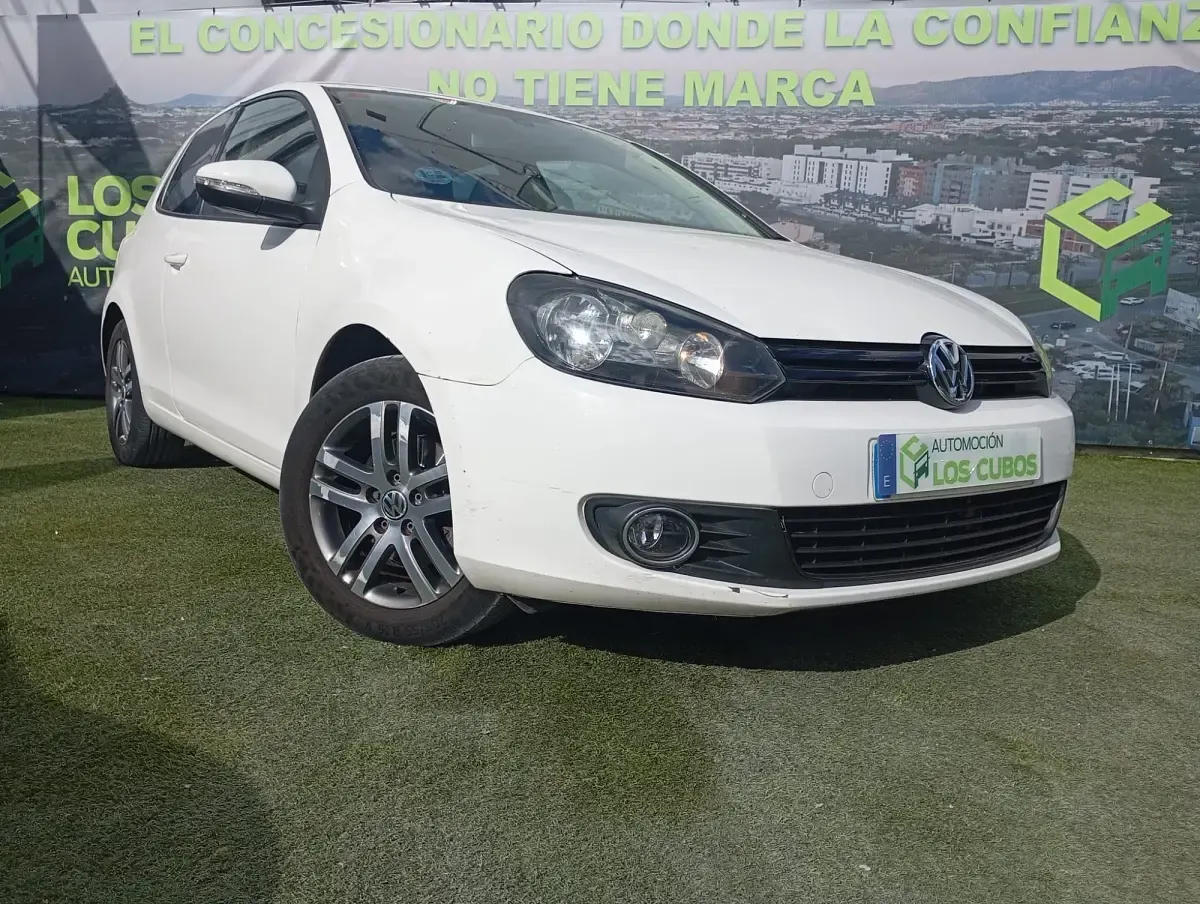 Usado VW Golf VI Advance 122 CV (89 kW) 2011 Blanco Utilitario