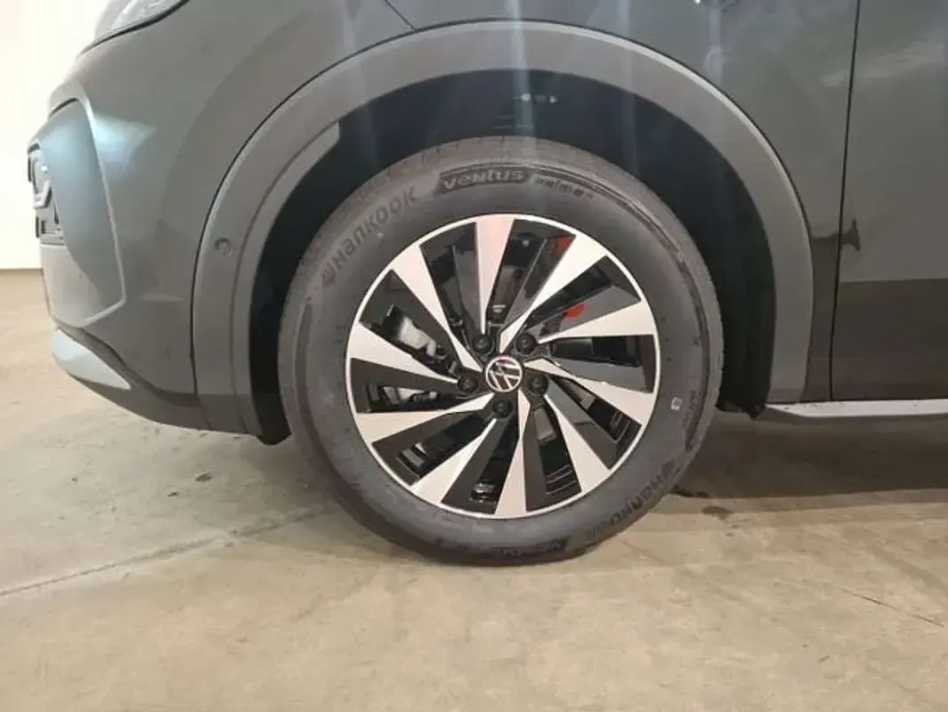 Usado VW T-Roc Life 150 CV (110 kW) 2026 Negro SUV