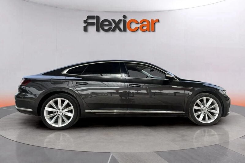 Usado VW Arteon Elegance 151 CV (111 kW) 2020 Negro Berlina