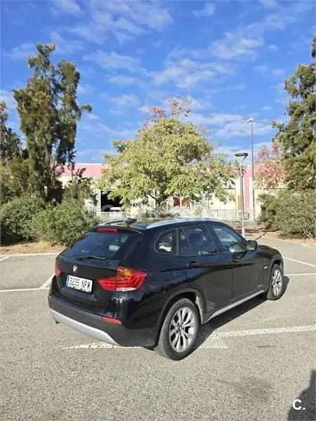 Usado BMW X1 177 CV (130 kW) 2010 Negro SUV