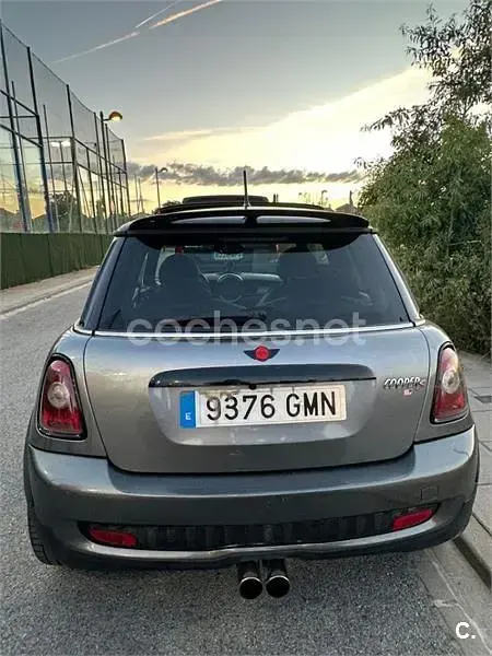Usado Mini Cooper S 175 CV (128 kW) 2009 Gris / plata Utilitario