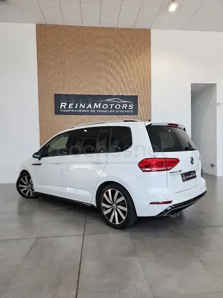 Usado VW Touran Sportline 150 CV (110 kW) 2017 Blanco Monovolumen