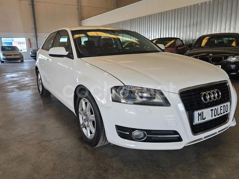 Blanco Usado 2011 Audi A3 Ambiente Berlina | 6999 € (Buen precio) - Imagen 1/4