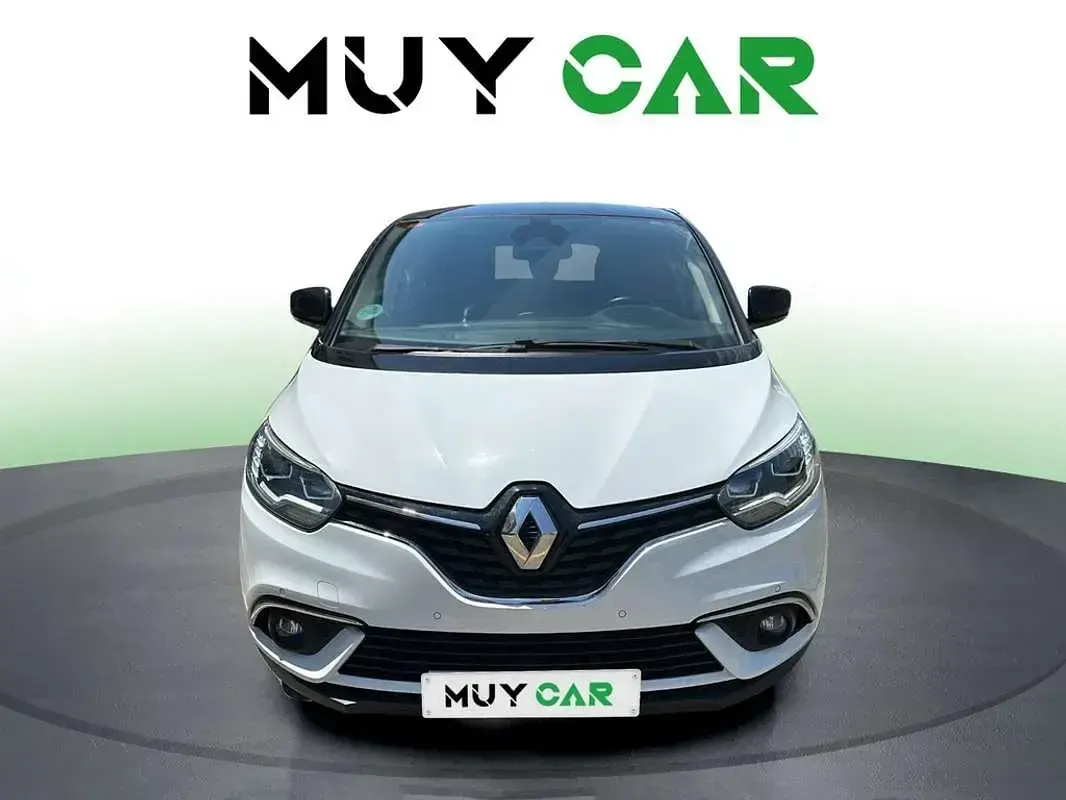 Usado Renault Scénic Zen 131 CV (96 kW) 2017 Blanco Monovolumen